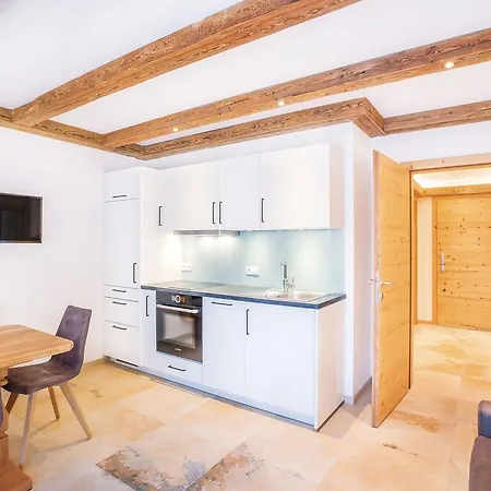 Gaspingers Bergjuwel 아파트 *